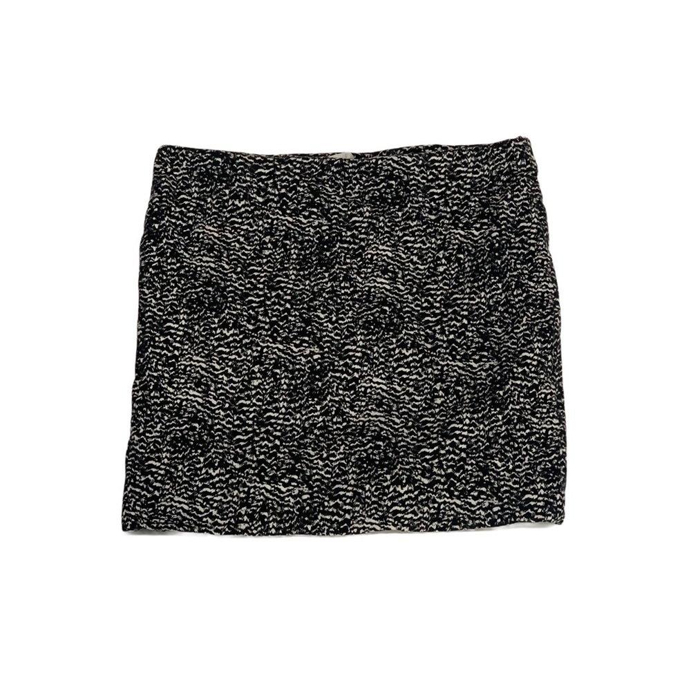H&M Fitted Mid Rise Bodycon Mini Skirt